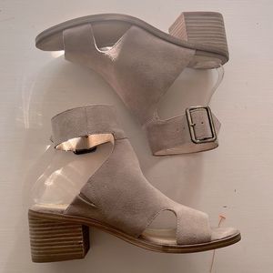 Sole Society, genuine leather/suede stacked heel sandals 7.5